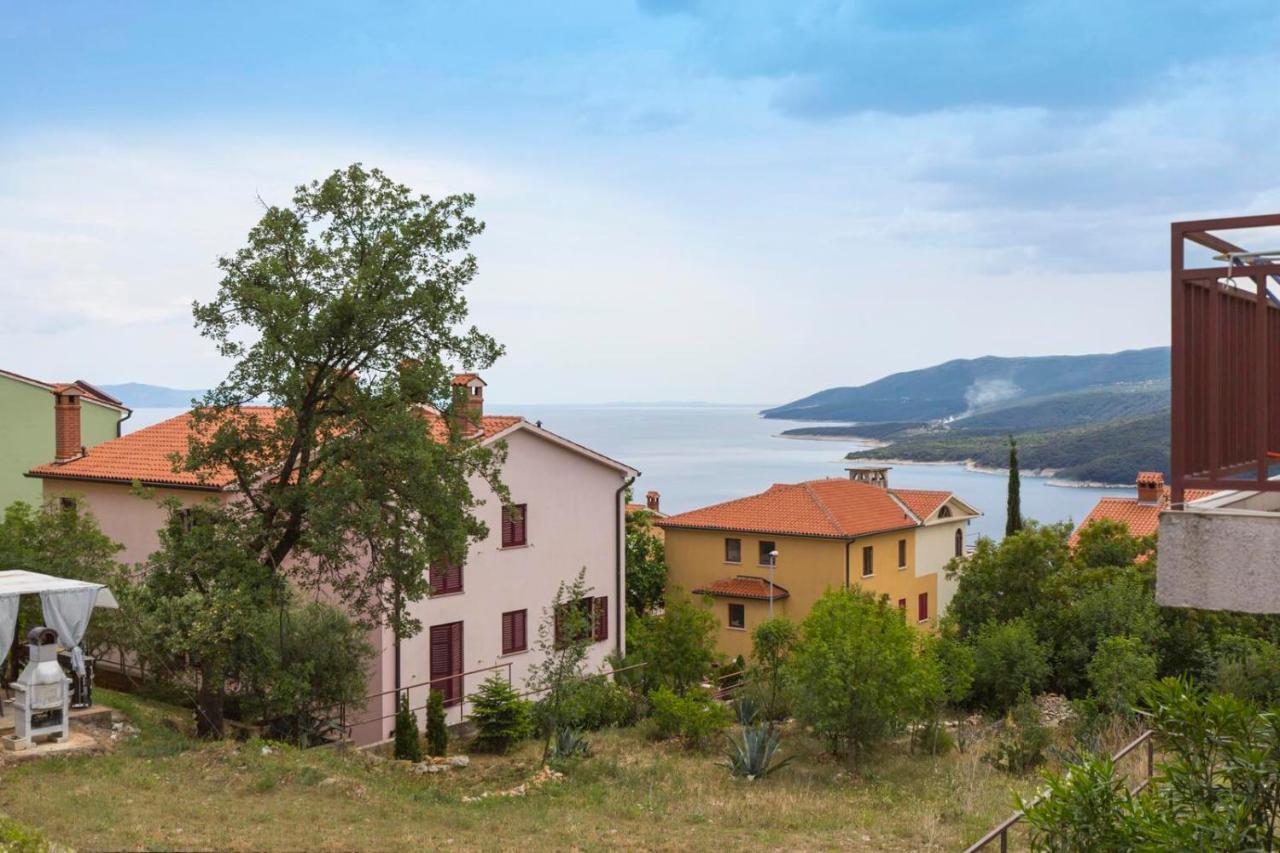 Apartment Aquamarine Рабац Экстерьер фото